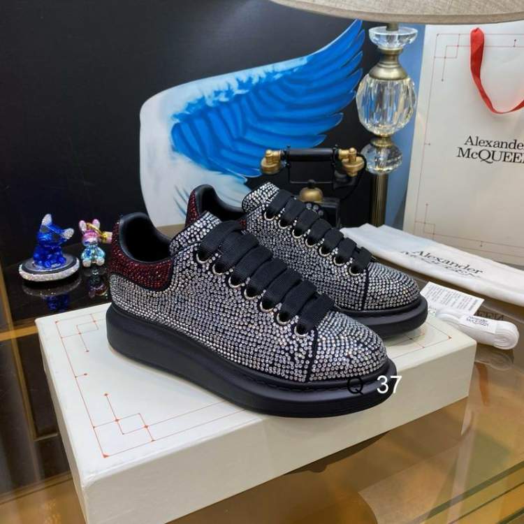 Picture of Alexander McQueen Shoes _SKUAlexanderMcQUEENsz35-45MK1008436